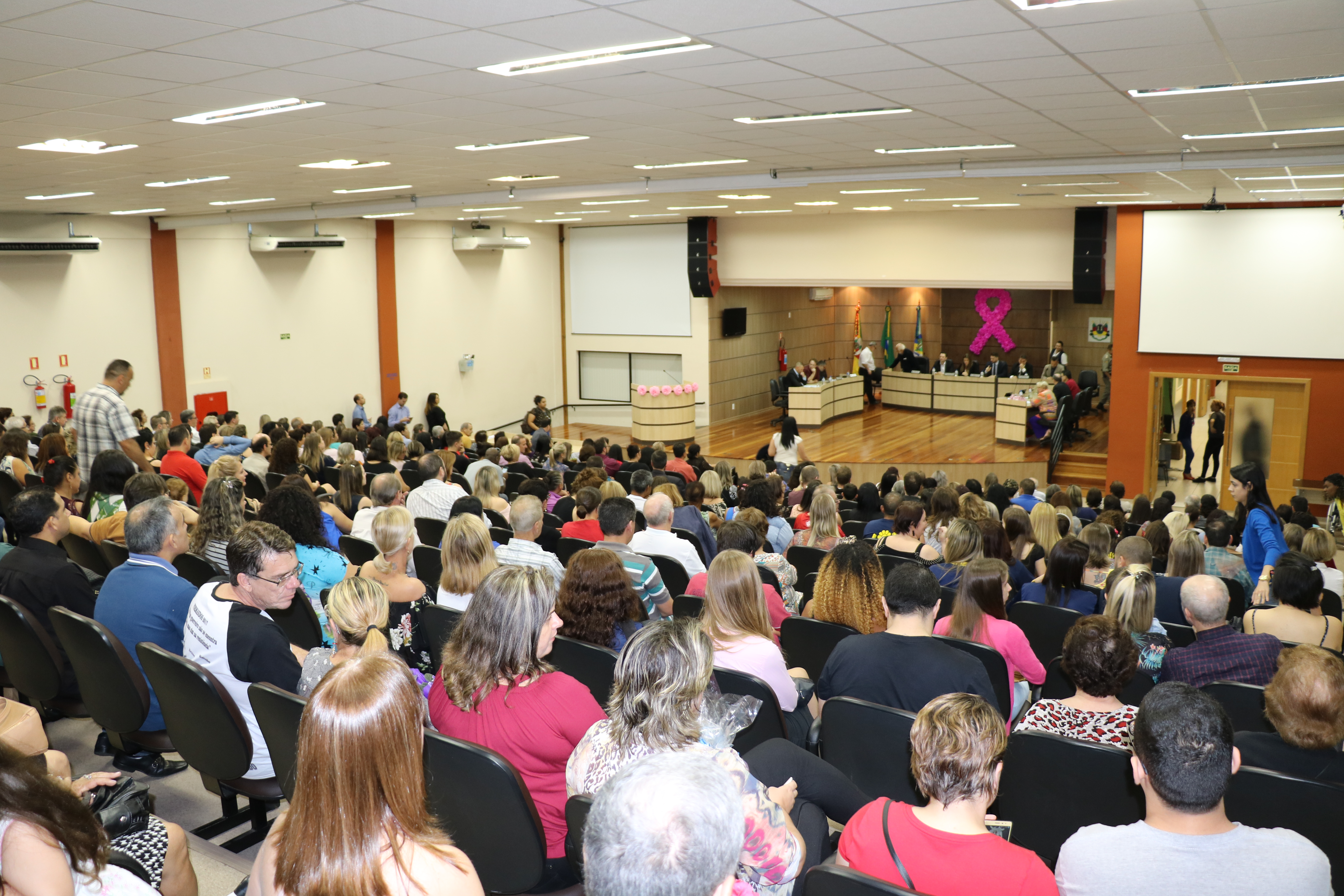 Agendas para o Plenário da Câmara iniciam hoje para escolas municipais e estaduais