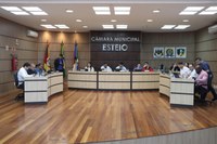 Câmara aprova dois projetos financeiros