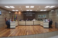 Câmara aprova mais de R$ 3 milhões na saúde e educação