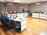 Câmara aprova projeto que cria regras e disciplina a administração municipal
