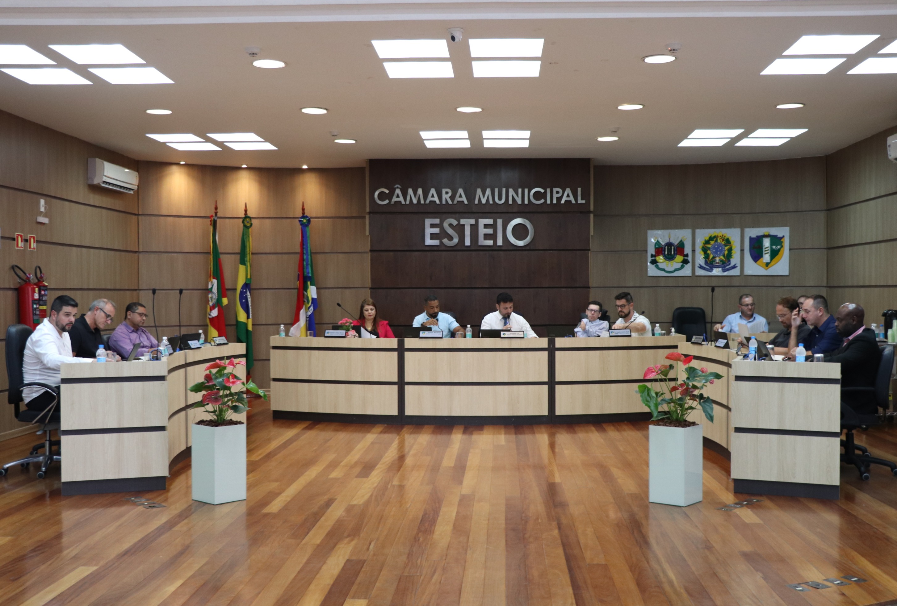 Câmara aprova repasse para educação e saúde