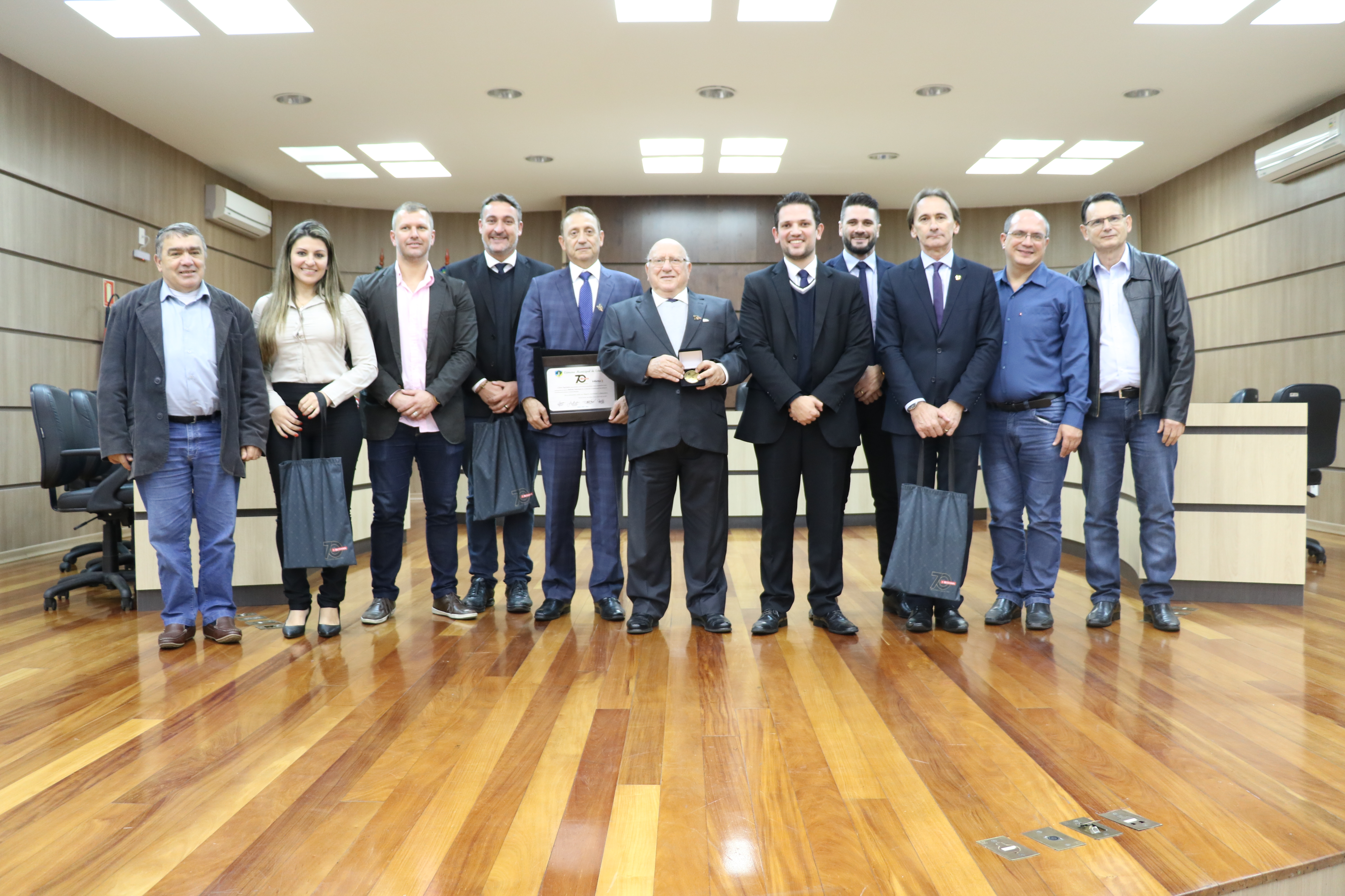  Câmara de Esteio homenageia 70 anos da empresa Bettanin Industrial