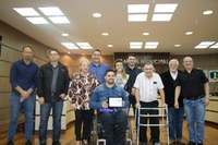 Câmara homenageia atleta paralímpico