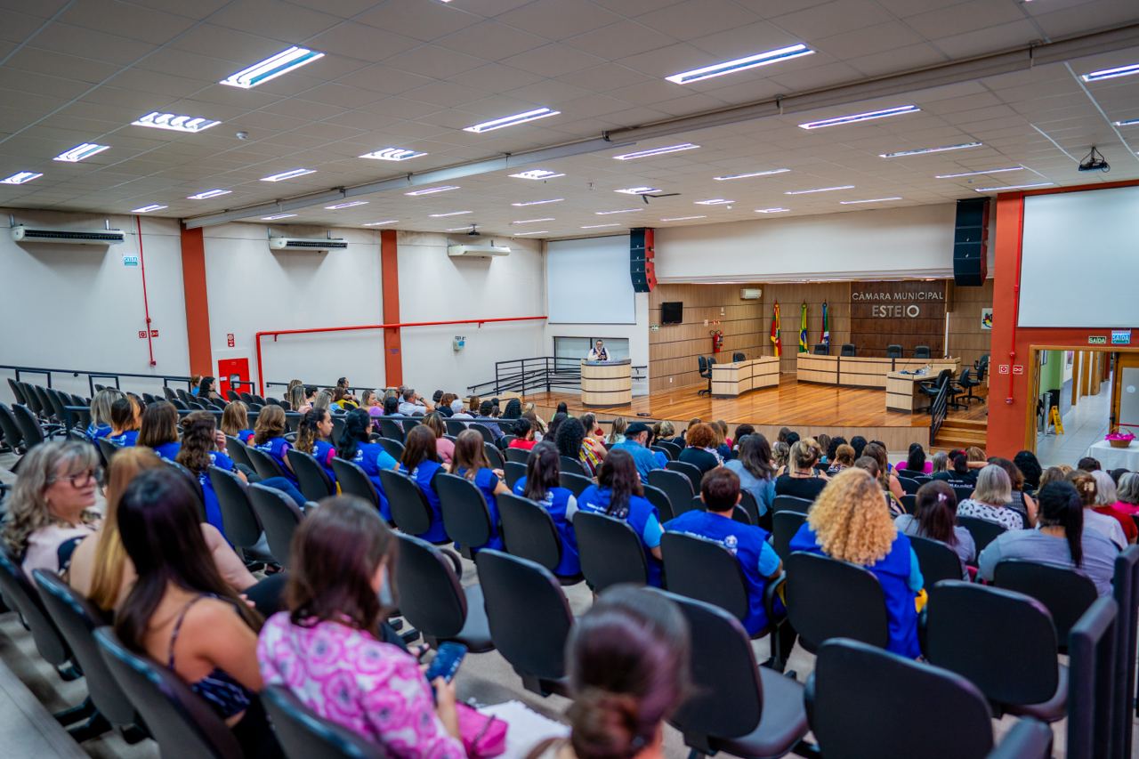 Câmara realiza evento alusivo ao Dia da Mulher