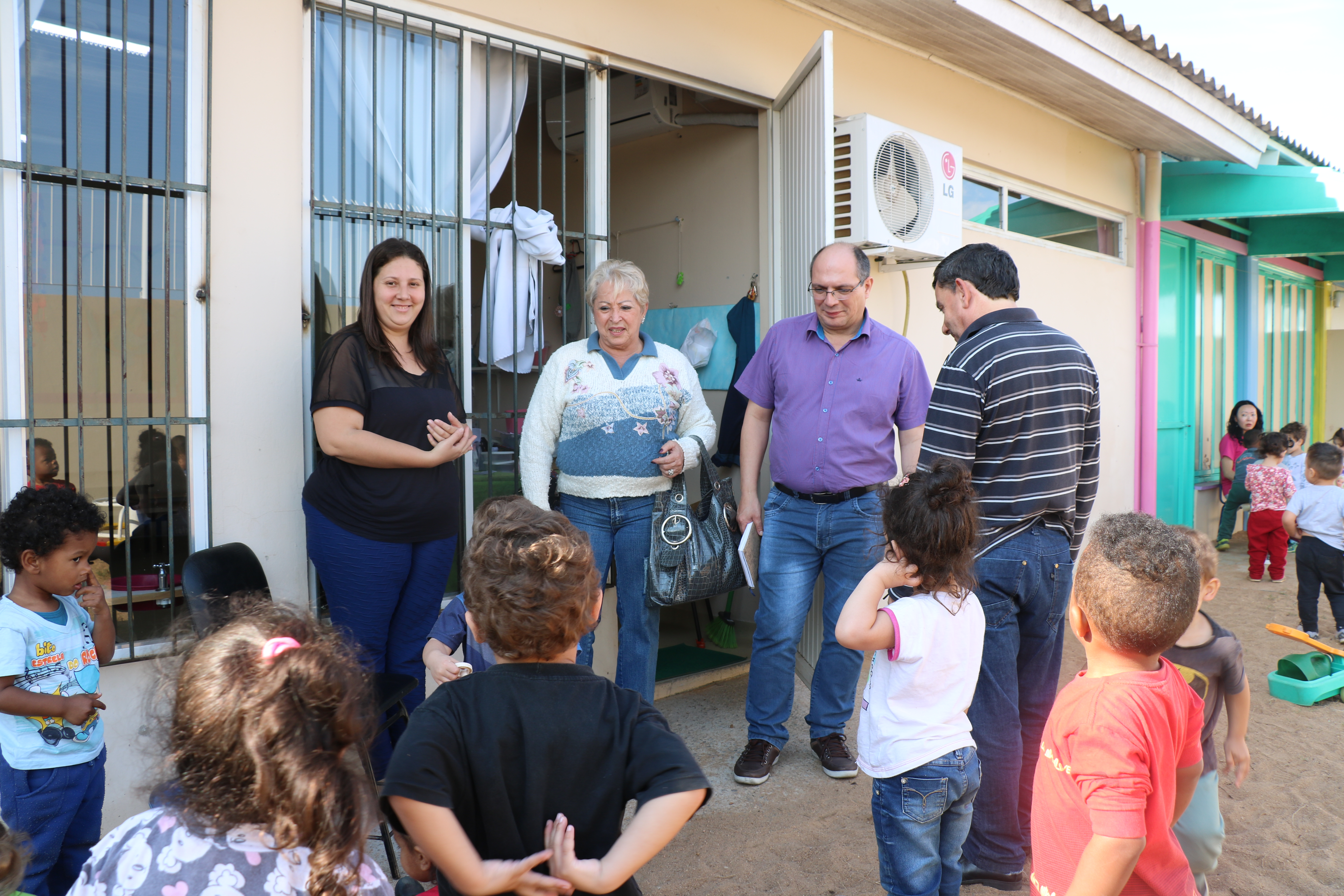 Comissão de Educação dialoga com escolas da rede municipal