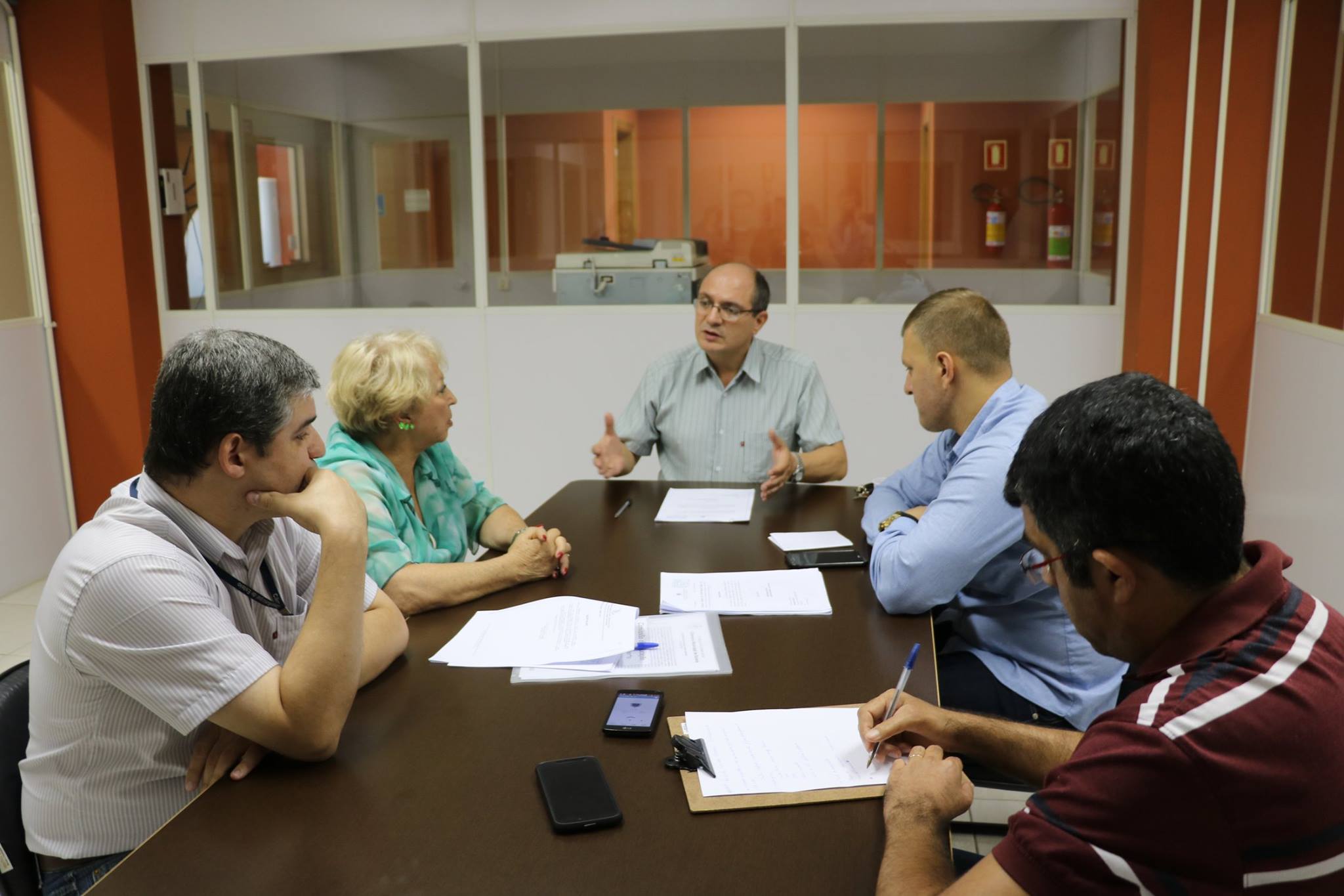 Comissão de Educação trata de determinação do MP