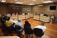 Executivo aponta ações para minimizar as enchentes em reunião na Câmara Municipal