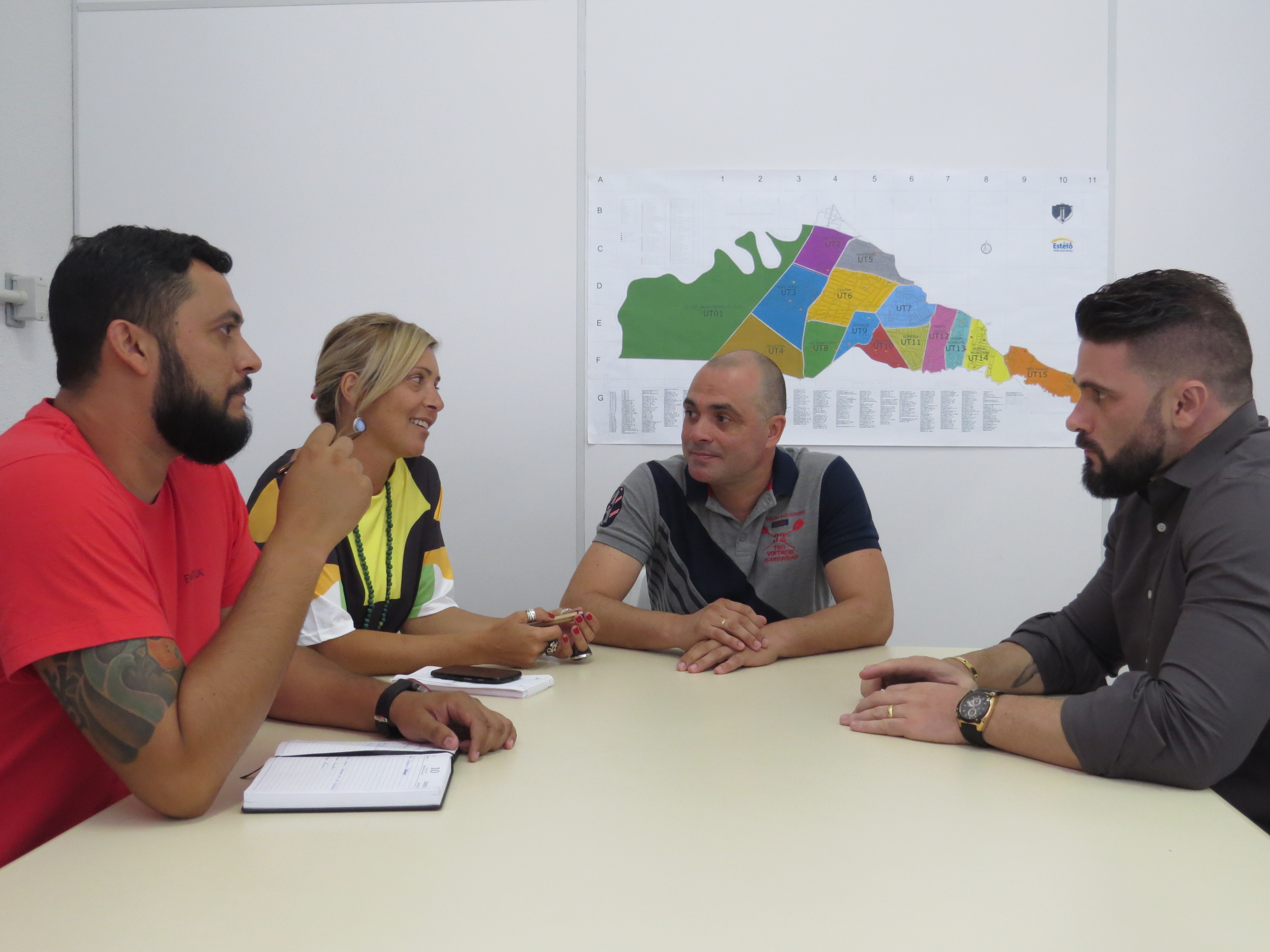 Felipe Costella visita secretária municipal de Cidadania