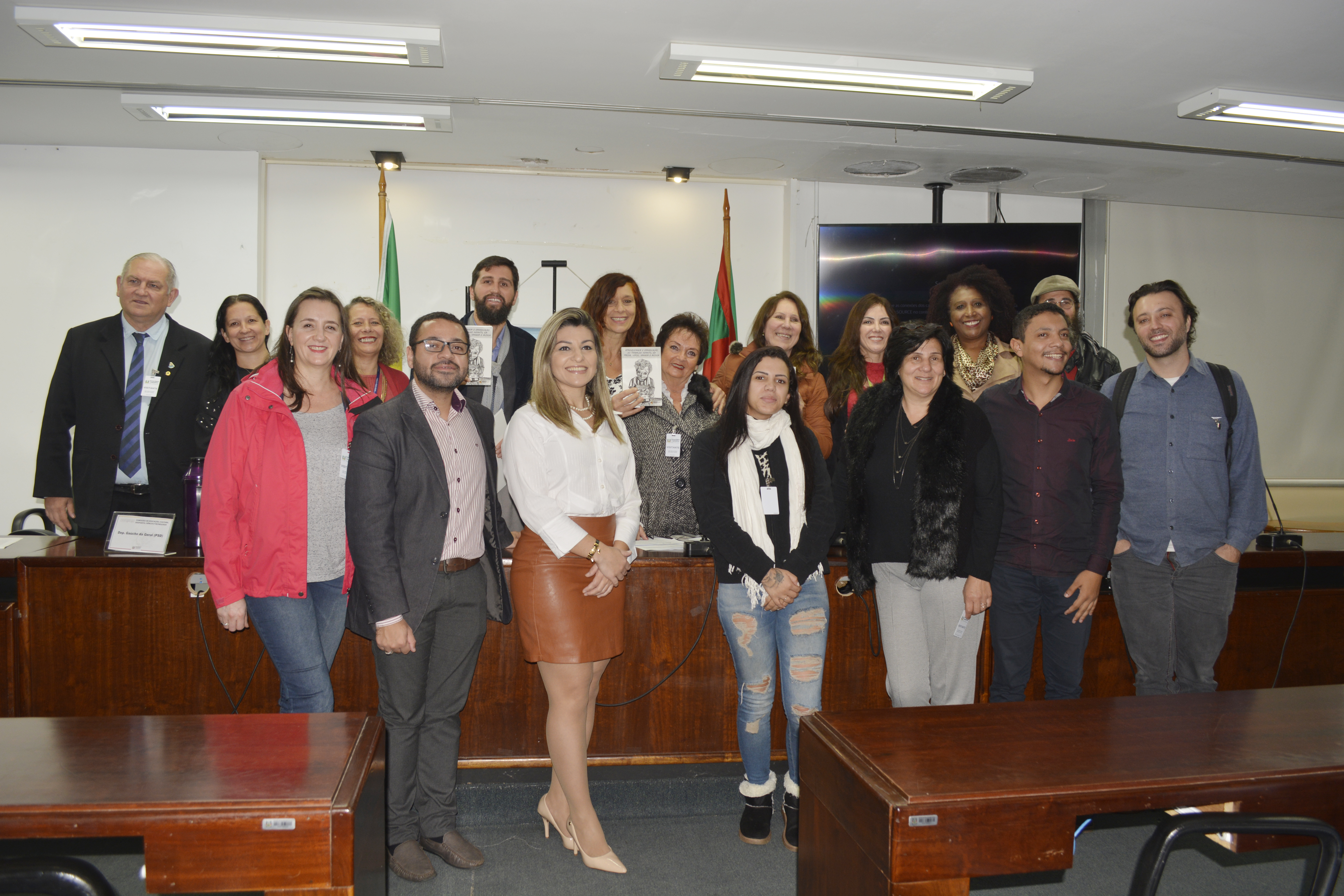 Fernanda Fernandes busca apoio à Lei da Aprendizagem profissional na AL/RS