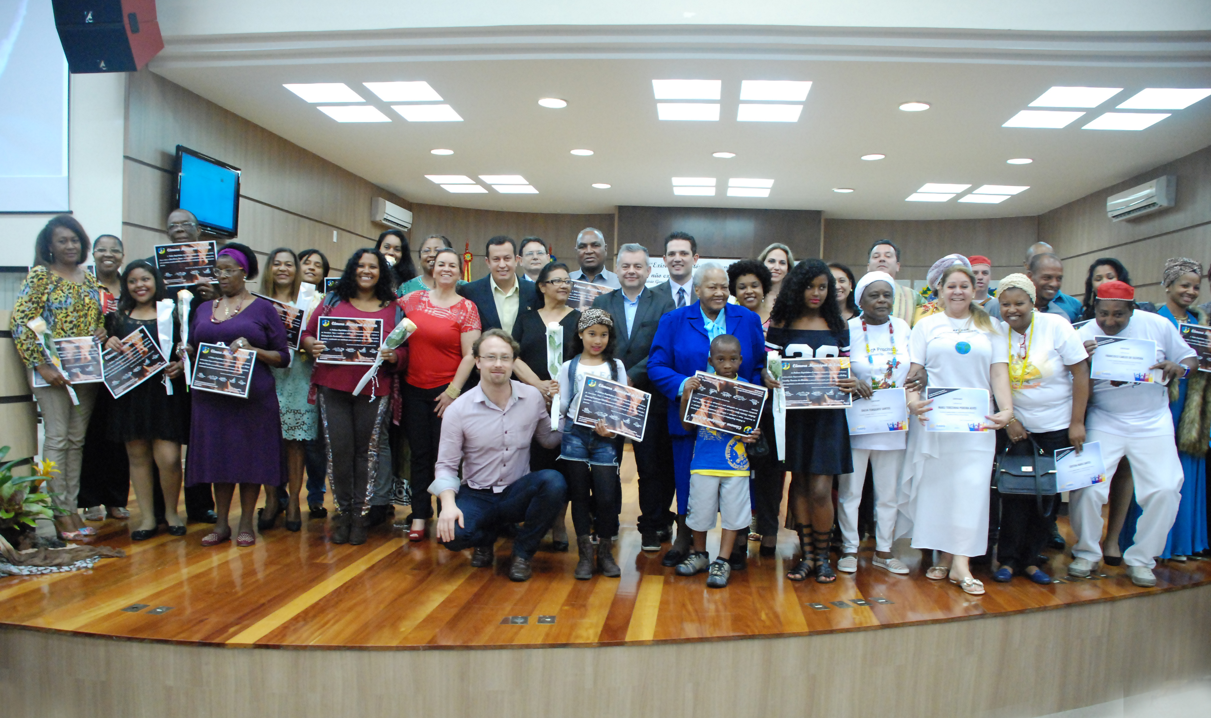 Homenagem à Consciência Negra lota Câmara de Vereadores 