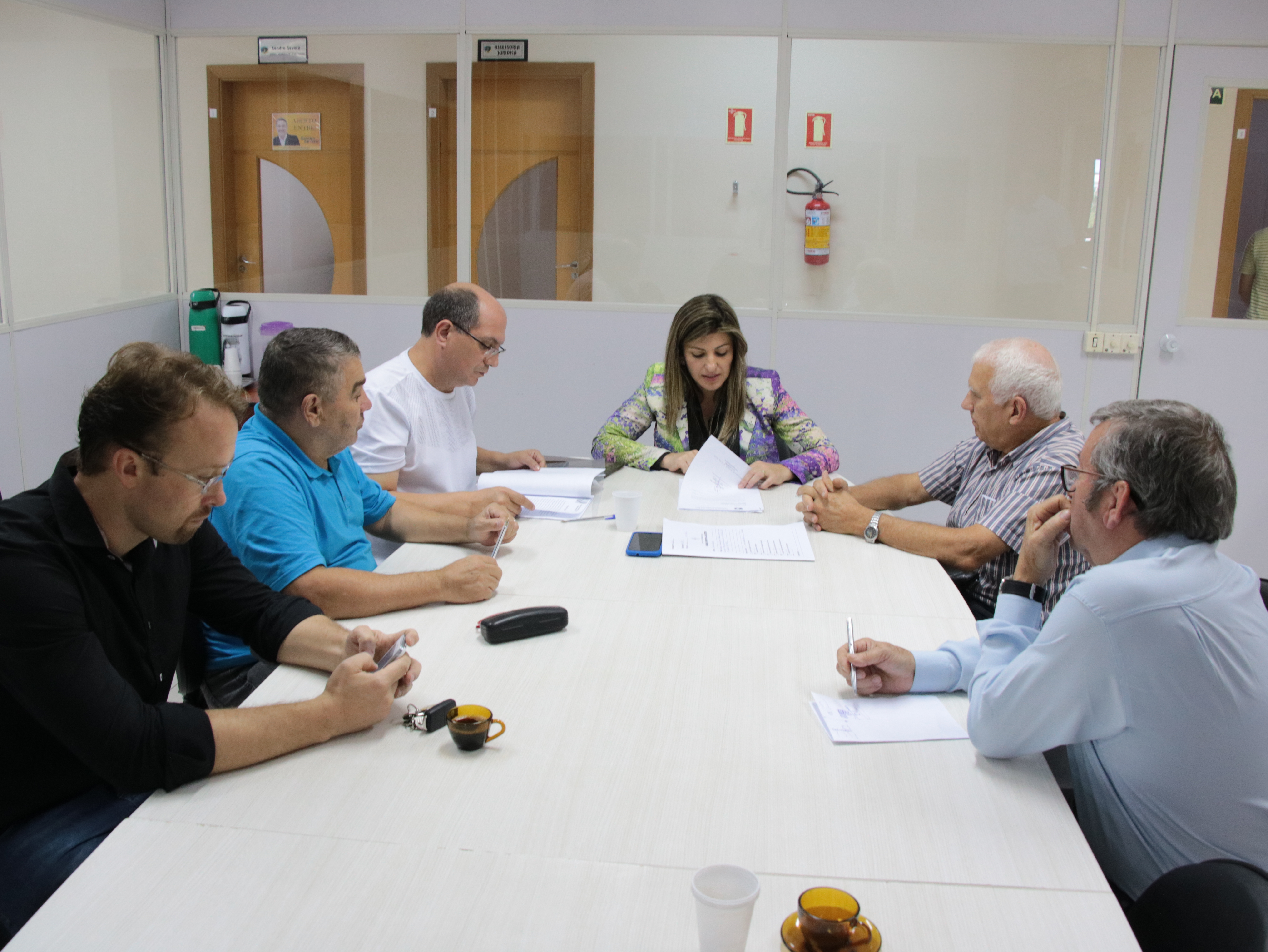 Lar de Idosos Paz e  Amor apresenta projeto social à CCJR