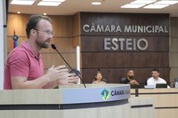Leo Dahmer apresenta anteprojeto para educação antimachista