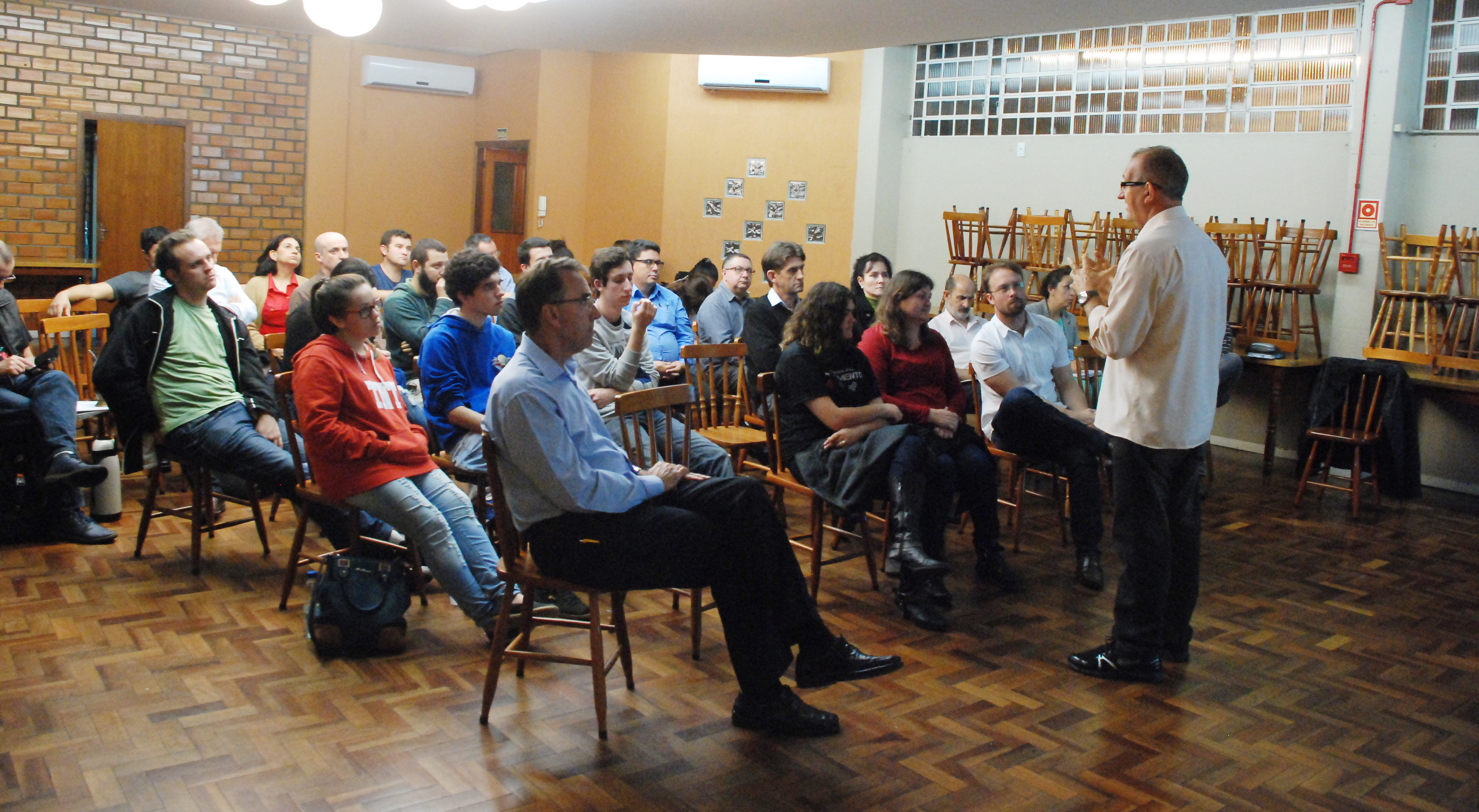 Leonardo Dahmer participa de reunião de planejamento do Movimento Univales Já