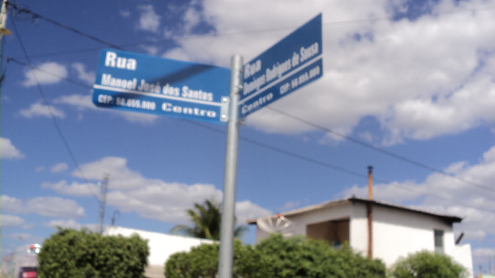 Luiz Duarte: Anteprojeto sugere padronização das placas com nomes das ruas 