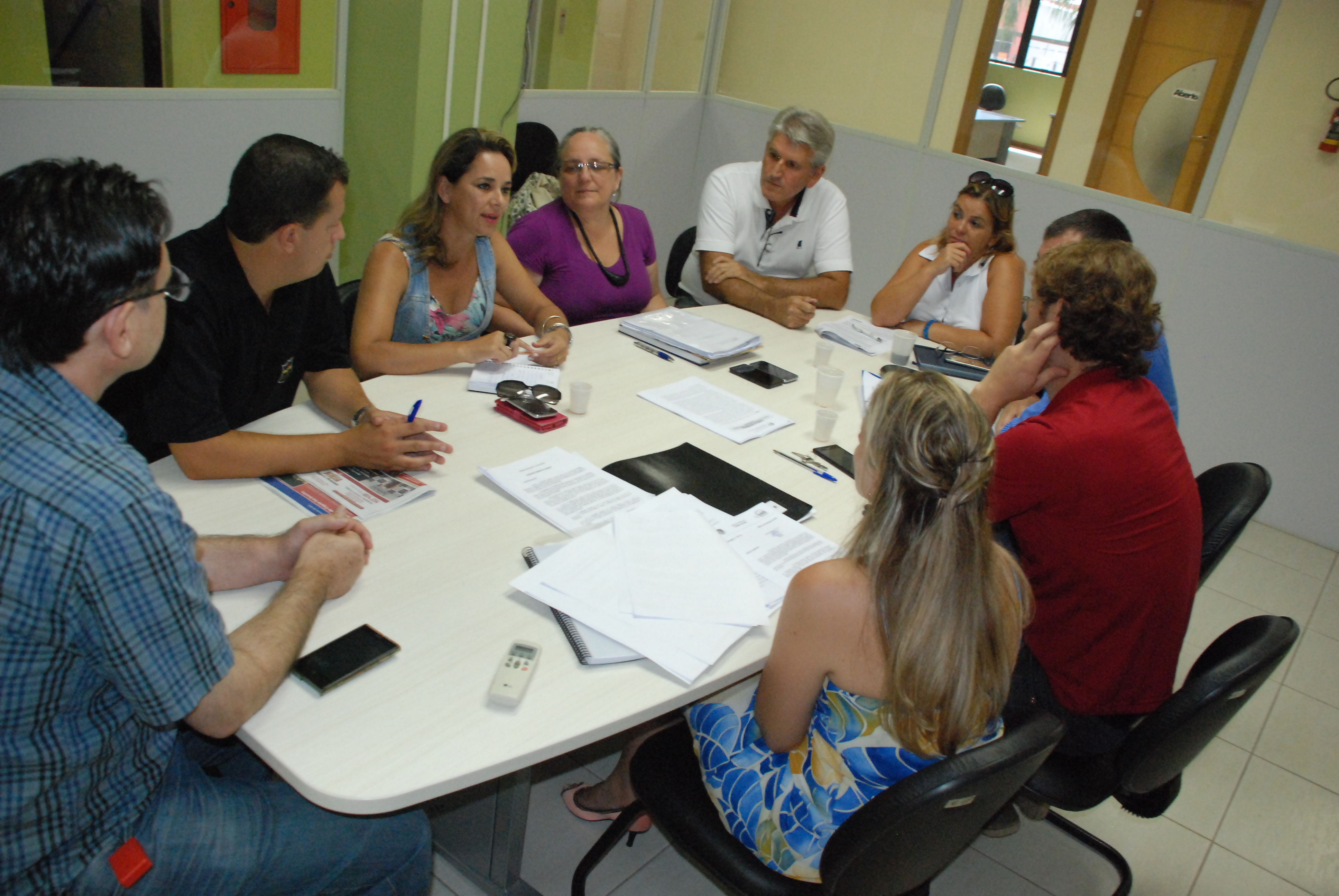 Novo convênio para projeto de acolhimento institucional no Abrigo e Casa Lar é debatido na Câmara de Vereadores