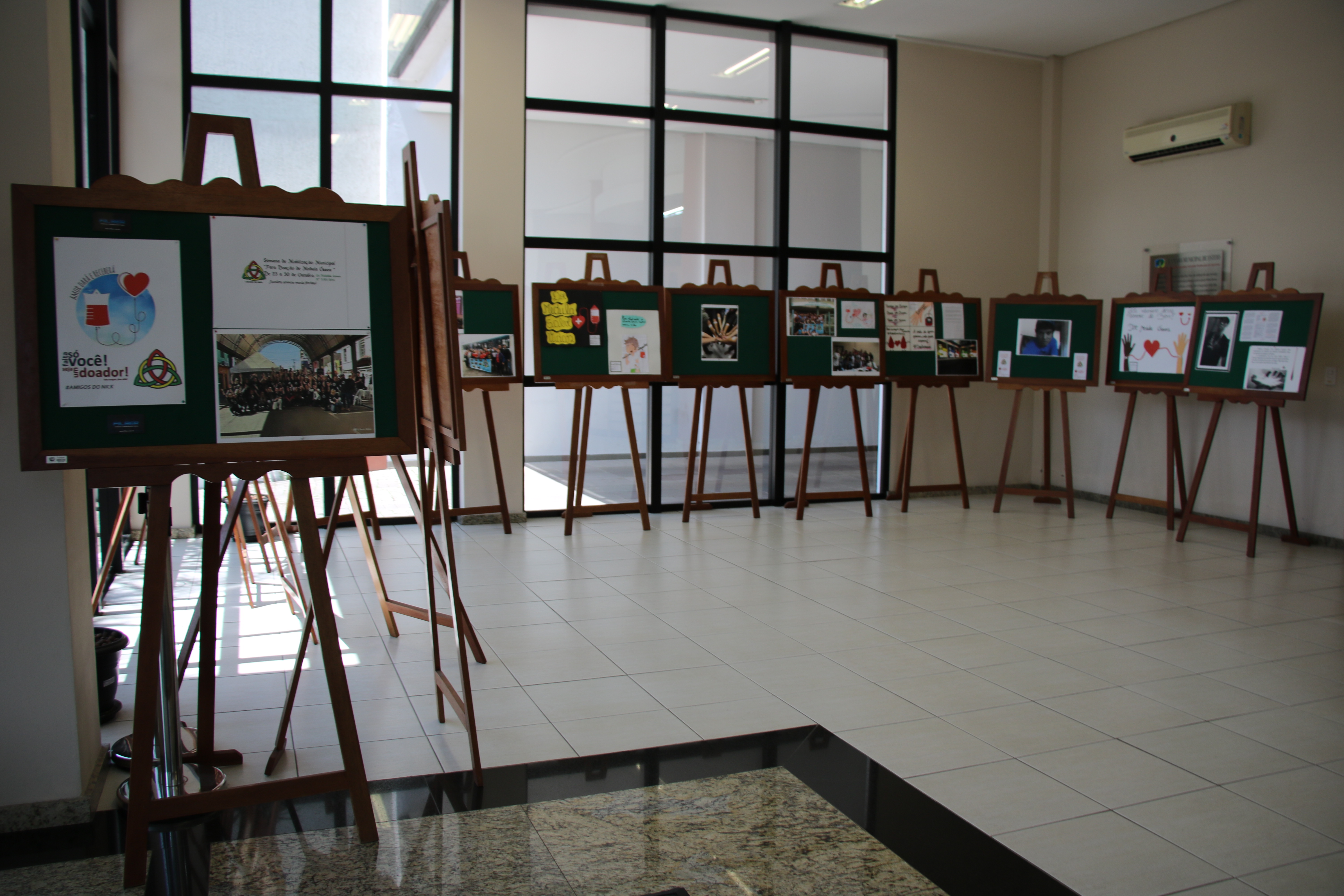 Câmara acolhe exposição em apoio à doação de medula óssea 