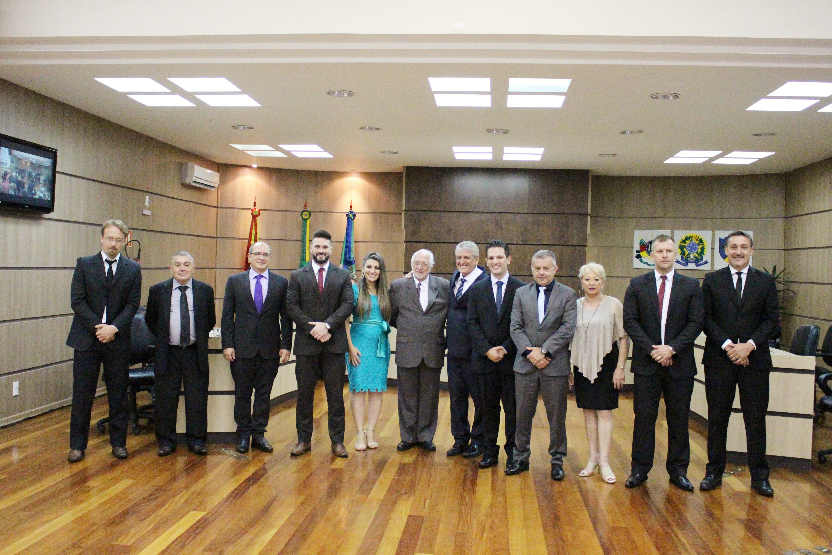 Vereadores tomam posse no Plenário da Câmara