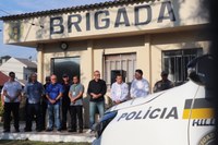 Vereadores participam da entrega de duas novas viaturas ao 34º BPM