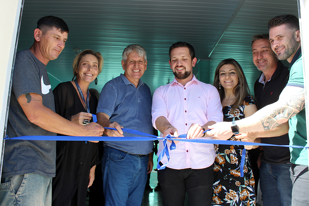 Vereadores participam de inauguração da Casa da Solidariedade